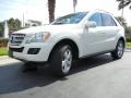 Arctic White - ML 350 4Matic Photo No. 2