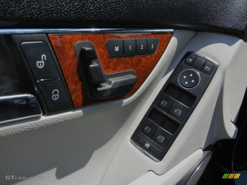 2009 Mercedes-Benz C 300 Luxury Controls Photo #63122453