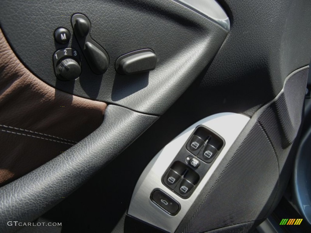 2009 Mercedes-Benz CLK 350 Grand Edition Coupe Controls Photo #63122747