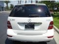 Arctic White - ML 350 4Matic Photo No. 7