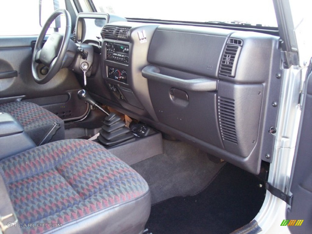 2000 Jeep Wrangler Sport 4x4 Agate Dashboard Photo #63123484