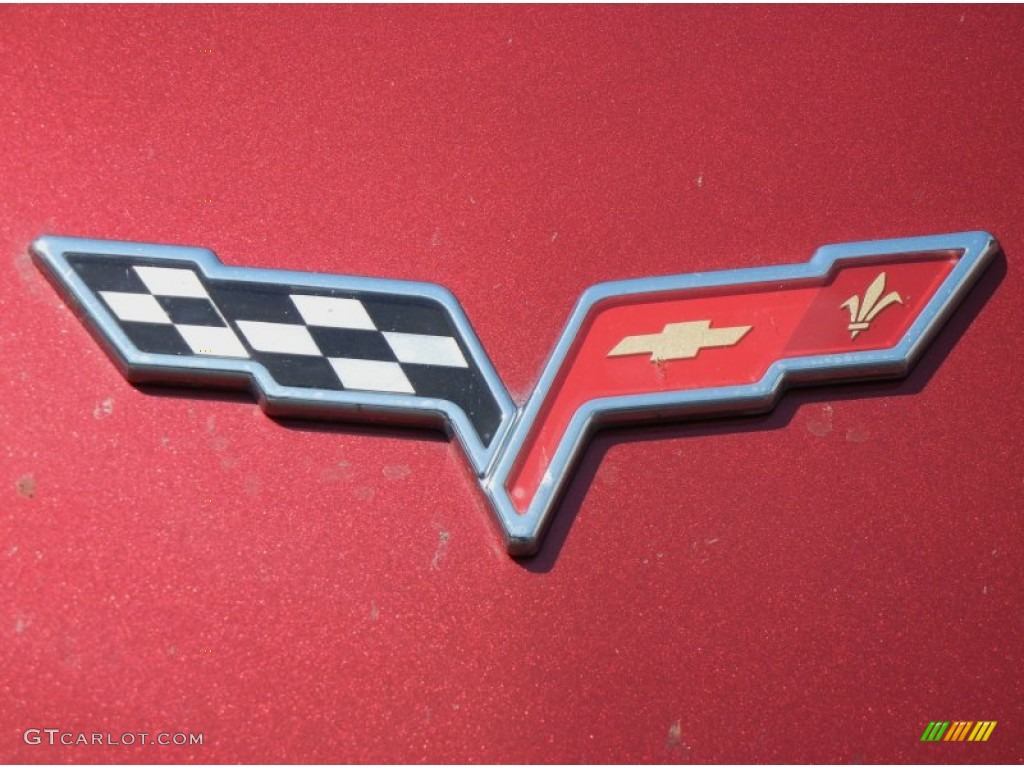 2009 Chevrolet Corvette Coupe Marks and Logos Photos