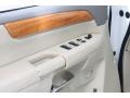 Tuscan Pearl White - QX 56 4WD Photo No. 17