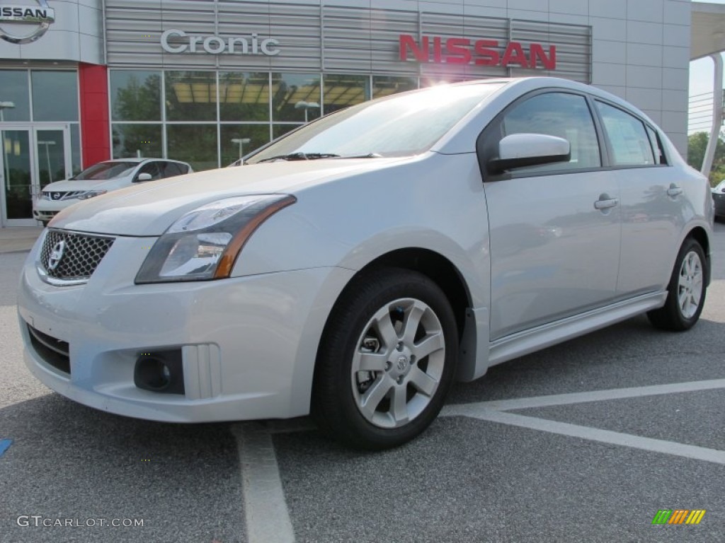 Brilliant Silver Metallic Nissan Sentra