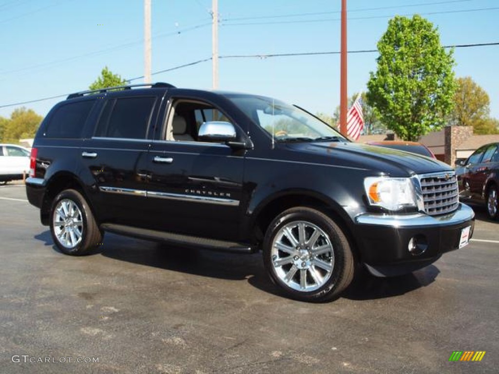 Brilliant Black Crystal Pearl 2009 Chrysler Aspen Limited Exterior Photo #63126230