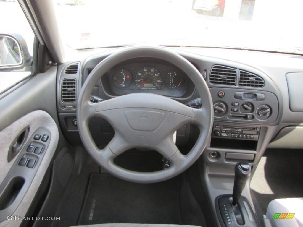 2001 Mirage ES Sedan - Munich Silver Metallic / Gray photo #9