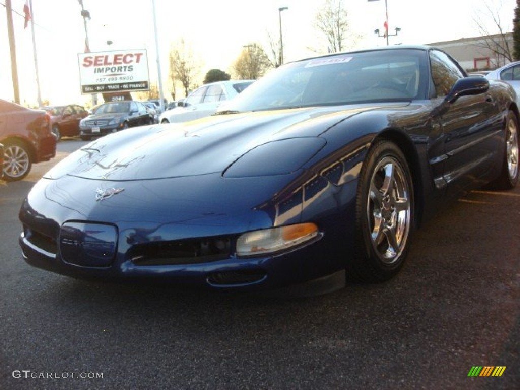 2004 Corvette Coupe - LeMans Blue Metallic / Light Oak photo #1