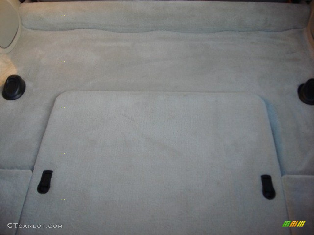 2004 Corvette Coupe - LeMans Blue Metallic / Light Oak photo #12