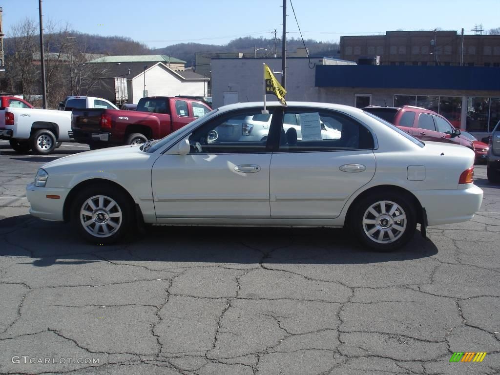 2001 Optima LX V6 - Pearl White / Gray photo #15