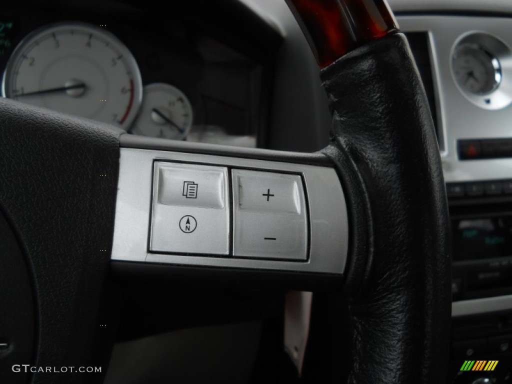 2006 300 C HEMI - Bright Silver Metallic / Dark Slate Gray/Light Graystone photo #11