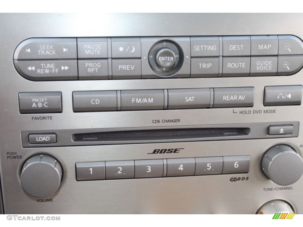 2005 Infiniti QX 56 Audio System Photos
