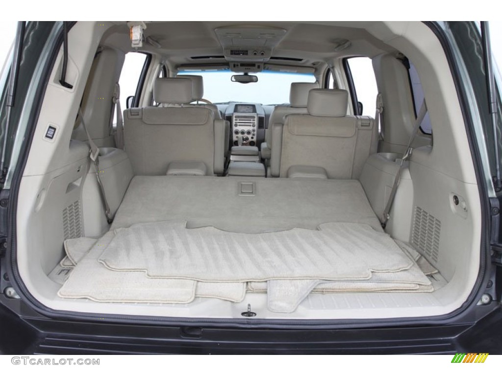 2005 Infiniti QX 56 Trunk Photo #63134740