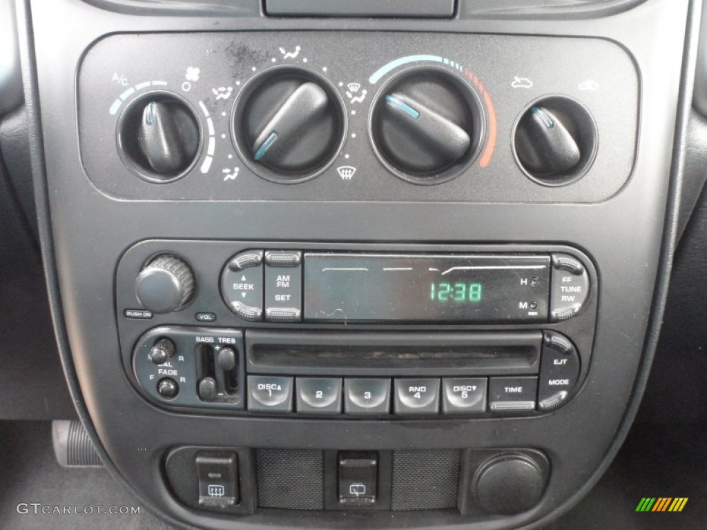 2004 PT Cruiser  - Light Almond Pearl Metallic / Dark Slate Gray photo #36