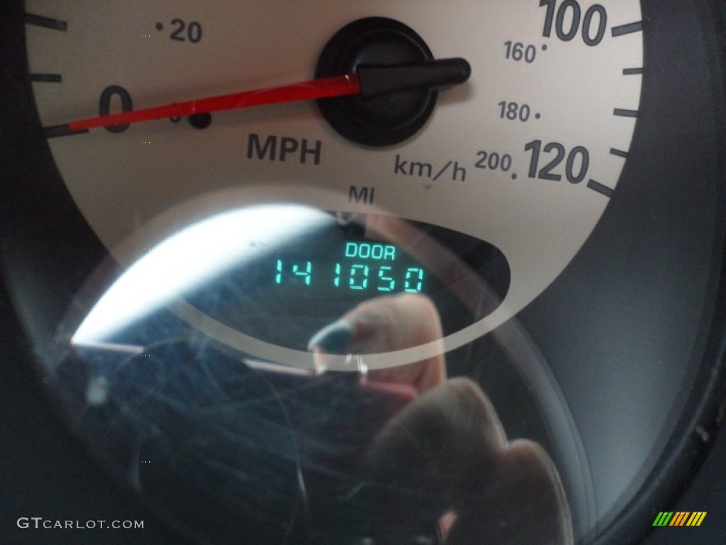 2004 PT Cruiser  - Light Almond Pearl Metallic / Dark Slate Gray photo #40
