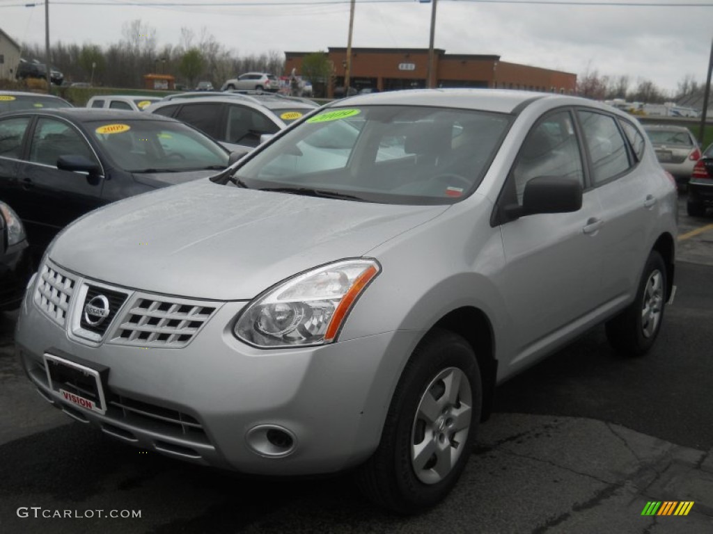 Silver Ice Nissan Rogue