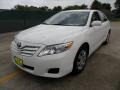Super White - Camry LE Photo No. 7