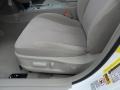 Super White - Camry LE Photo No. 30