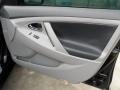 Black - Camry LE Photo No. 21