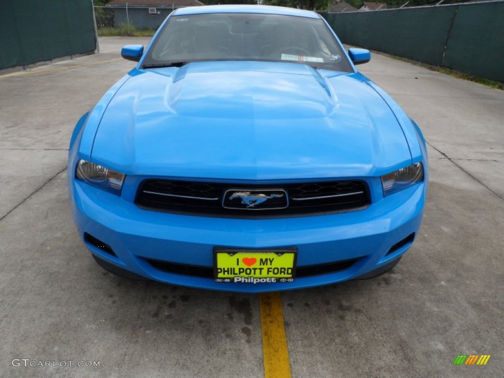 2011 Mustang V6 Premium Coupe - Grabber Blue / Charcoal Black photo #8