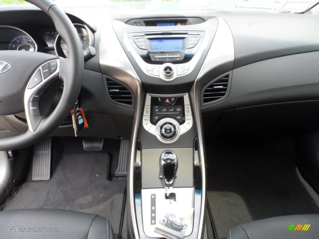 2012 Elantra Limited - Black Noir Pearl / Black photo #28