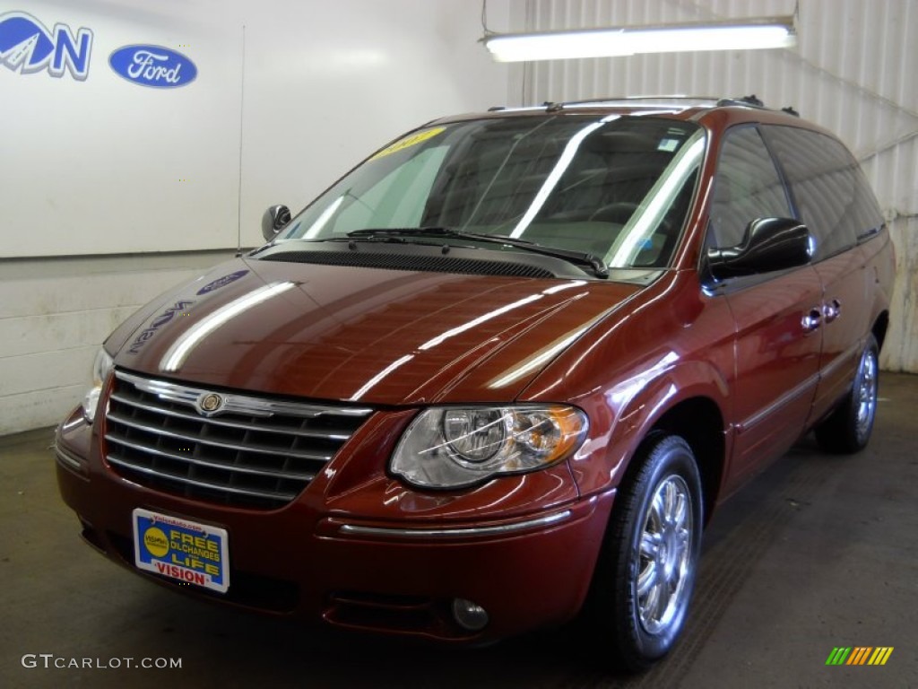 2007 Town & Country Limited - Inferno Red Crystal Pearl / Dark Khaki/Light Graystone photo #1