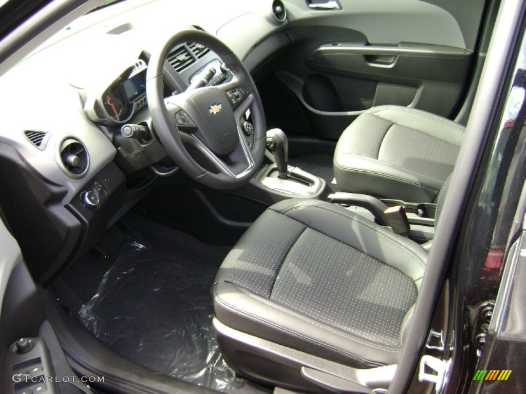 Jet Black/Dark Titanium Interior 2012 Chevrolet Sonic LTZ Hatch Photo #63145915