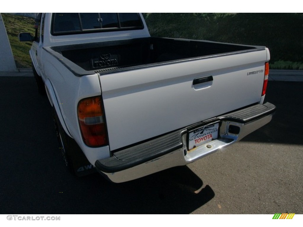 1999 Tacoma Limited Extended Cab 4x4 - Natural White / Blue photo #23