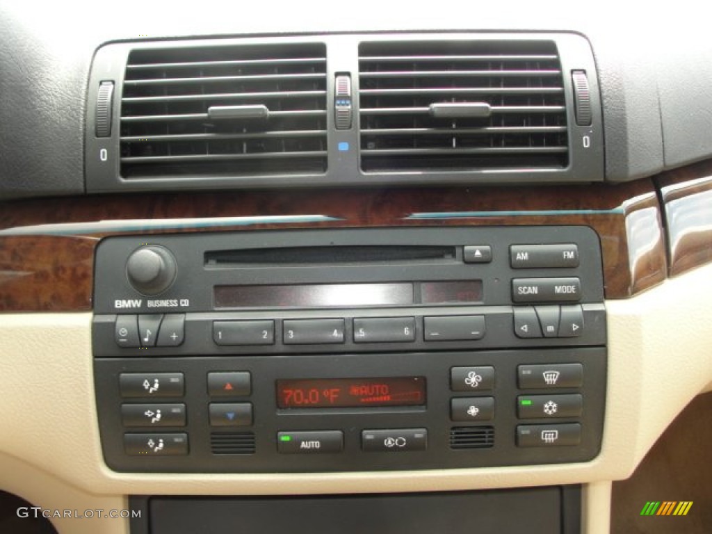 2004 3 Series 330i Sedan - Black Sapphire Metallic / Sand photo #19