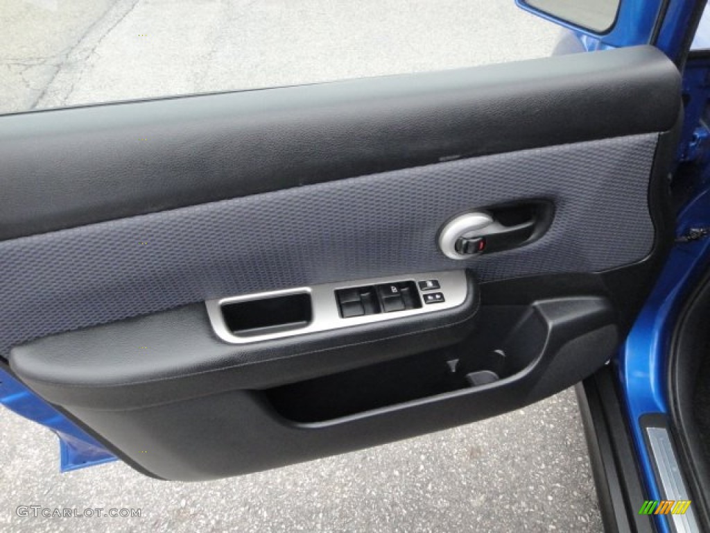 2008 Versa 1.8 SL Hatchback - Sapphire Blue / Charcoal photo #20