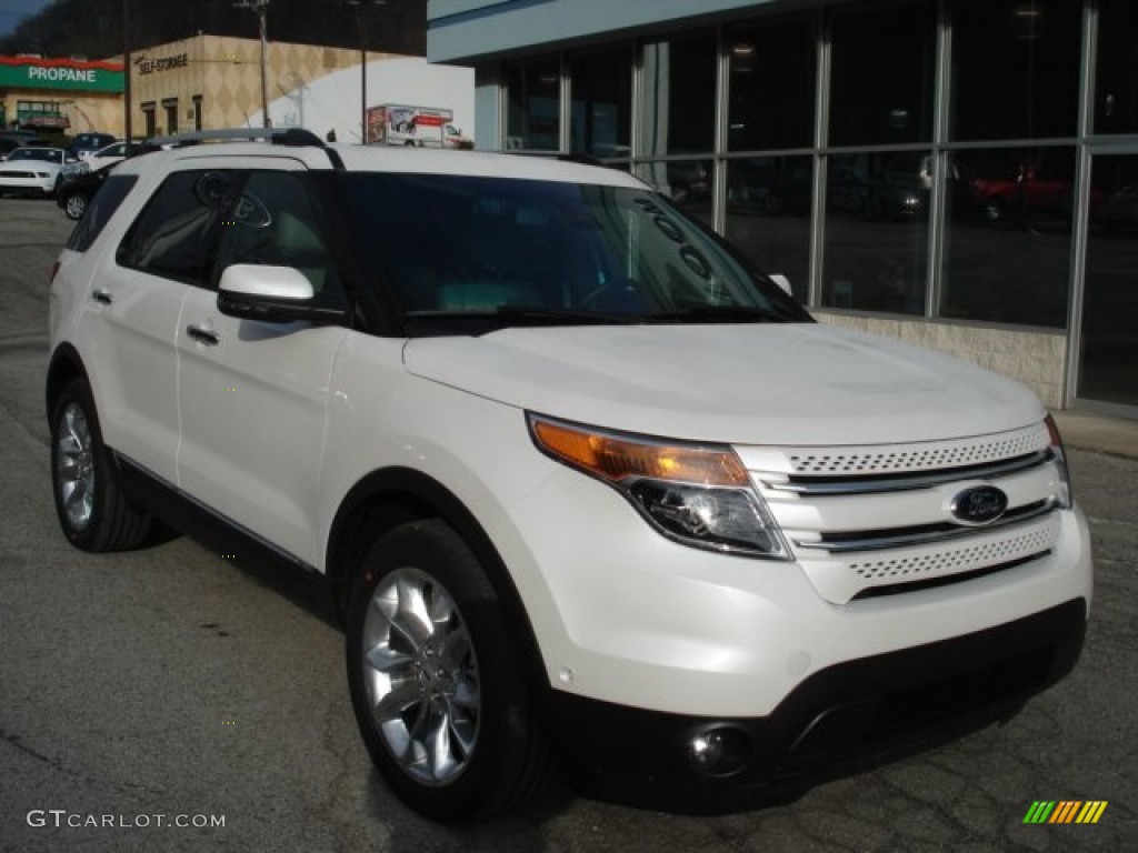 2013 Explorer Limited 4WD - White Platinum Tri-Coat / Medium Light Stone photo #2