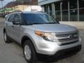 Front 3/4 View of 2013 Explorer 4WD