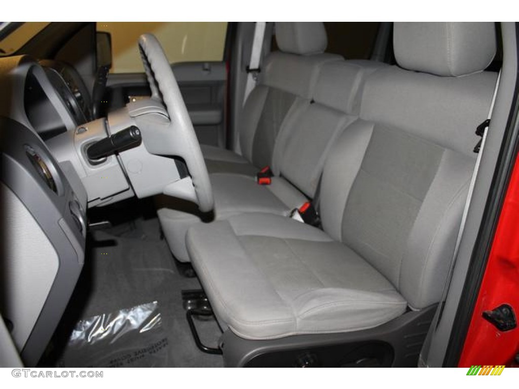 2005 F150 XLT SuperCrew 4x4 - Bright Red / Medium Flint/Dark Flint Grey photo #11