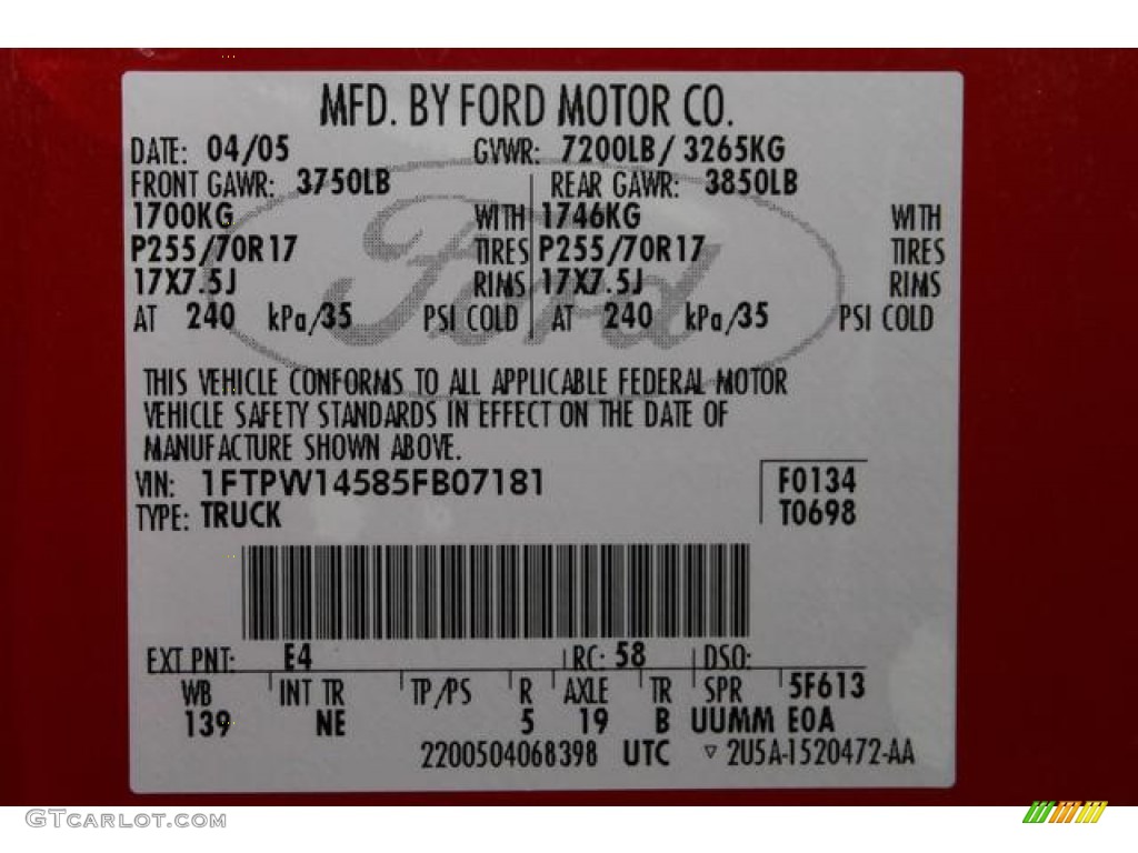 2005 F150 XLT SuperCrew 4x4 - Bright Red / Medium Flint/Dark Flint Grey photo #22