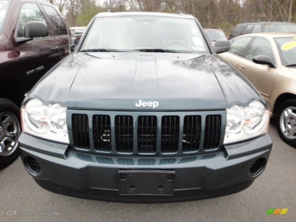 2005 Grand Cherokee Laredo 4x4 - Deep Beryl Green Pearl / Khaki photo #6