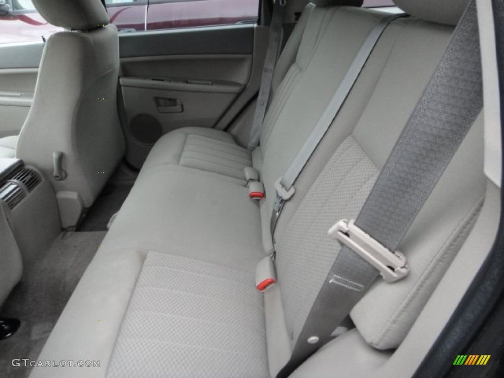 2005 Grand Cherokee Laredo 4x4 - Deep Beryl Green Pearl / Khaki photo #9