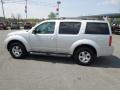 Silver Lightning Metallic - Pathfinder SE 4x4 Photo No. 4