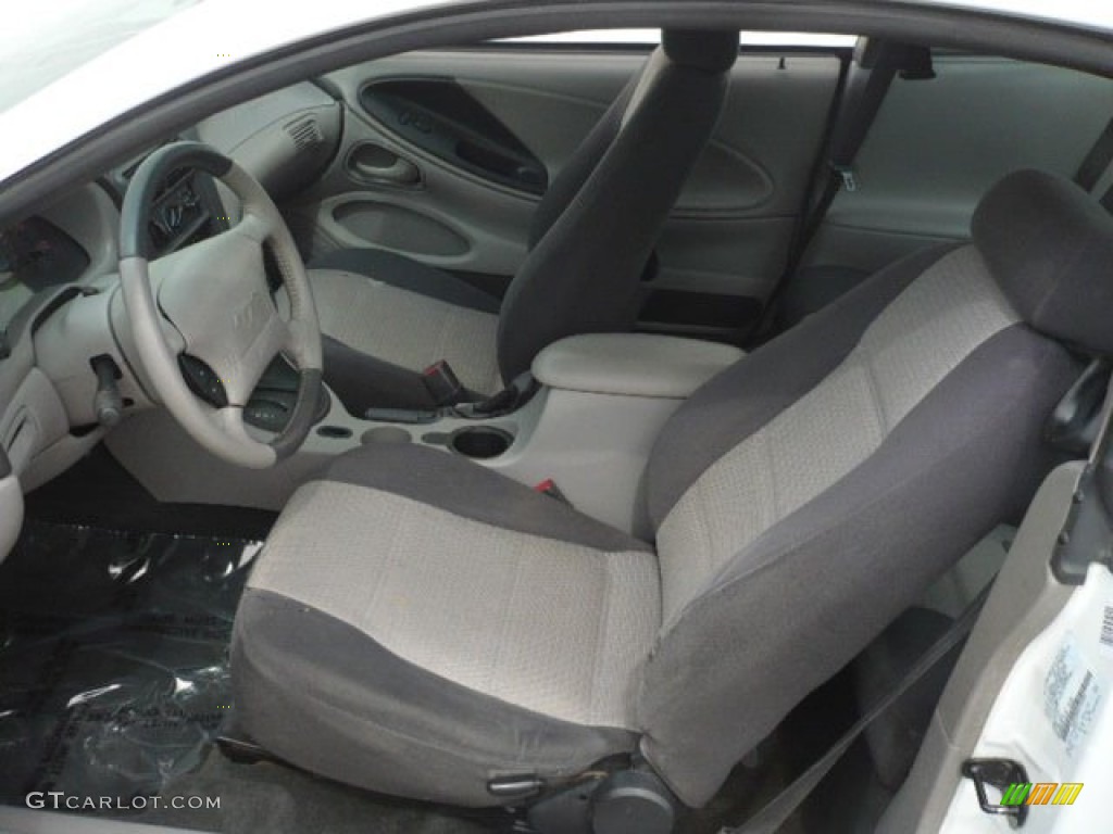 Medium Graphite Interior 2004 Ford Mustang V6 Coupe Photo #63160902