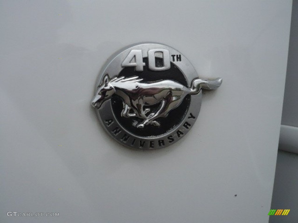 2004 Ford Mustang V6 Coupe Marks and Logos Photo #63160977