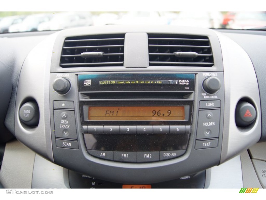 2007 Toyota RAV4 I4 Controls Photo #63161469