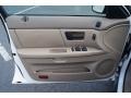 Medium/Dark Pebble 2005 Ford Taurus SE Door Panel