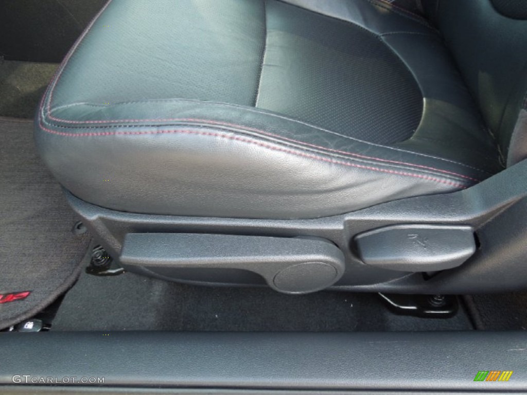 2011 Kia Forte Koup SX Front Seat Photo #63162232