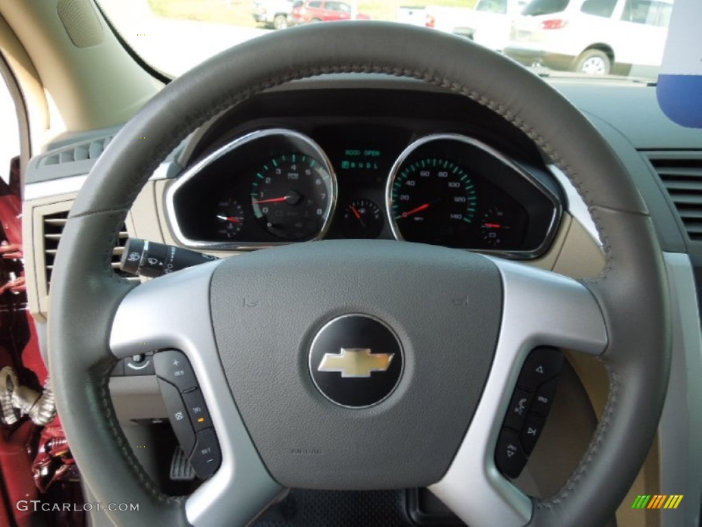 2009 Chevrolet Traverse LT Cashmere/Dark Gray Steering Wheel Photo #63162757