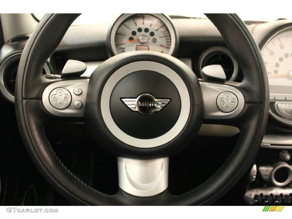 2009 Mini Cooper Clubman Ray Cream White Leather/Black Cloth Steering Wheel Photo #63164176