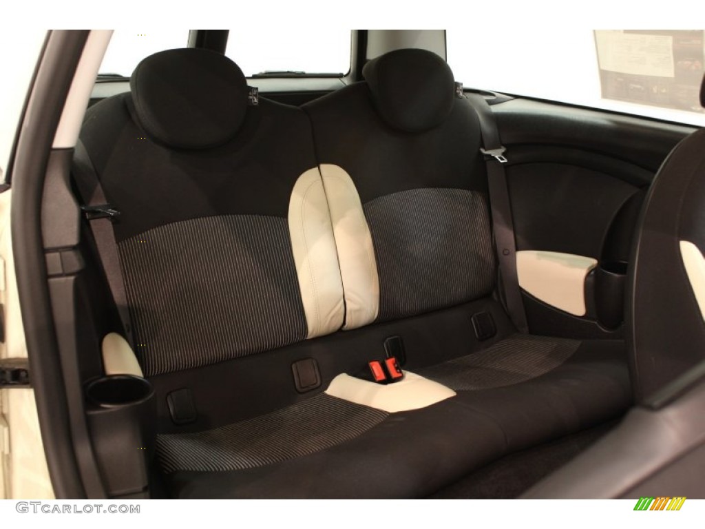 2009 Mini Cooper Clubman Rear Seat Photo #63164240