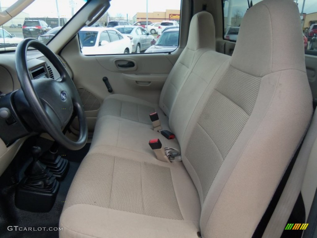 Medium Parchment Beige Interior 2003 Ford F150 XL Regular Cab 4x4 Photo #63167596