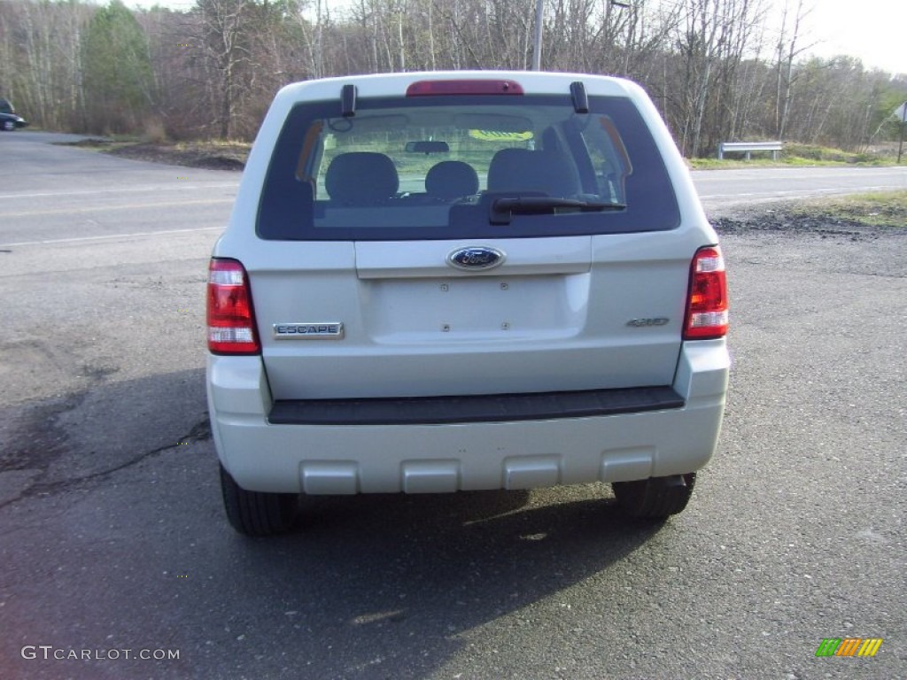 2009 Escape XLS 4WD - Light Sage Metallic / Stone photo #6