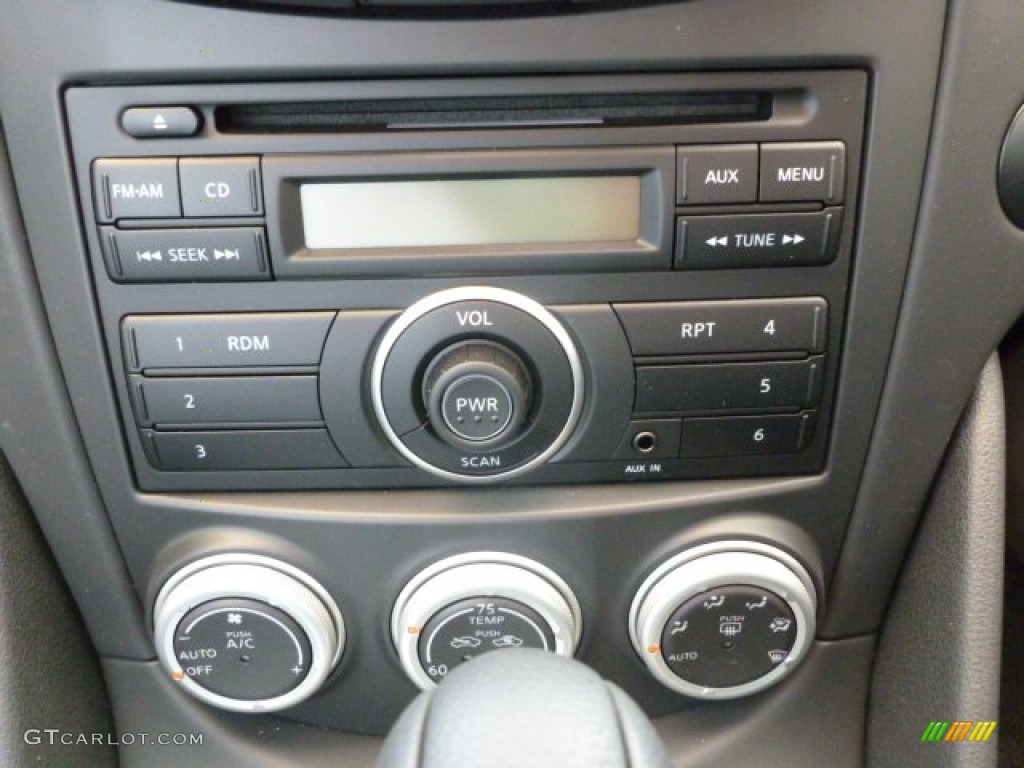 2012 Nissan 370Z Sport Coupe Audio System Photo #63172171