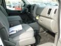 Blizzard White - NV 2500 HD SV Photo No. 10