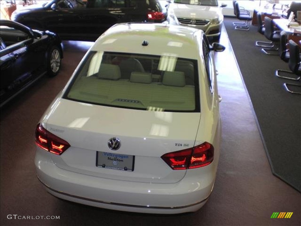 2012 Passat TDI SE - Candy White / Cornsilk Beige photo #12