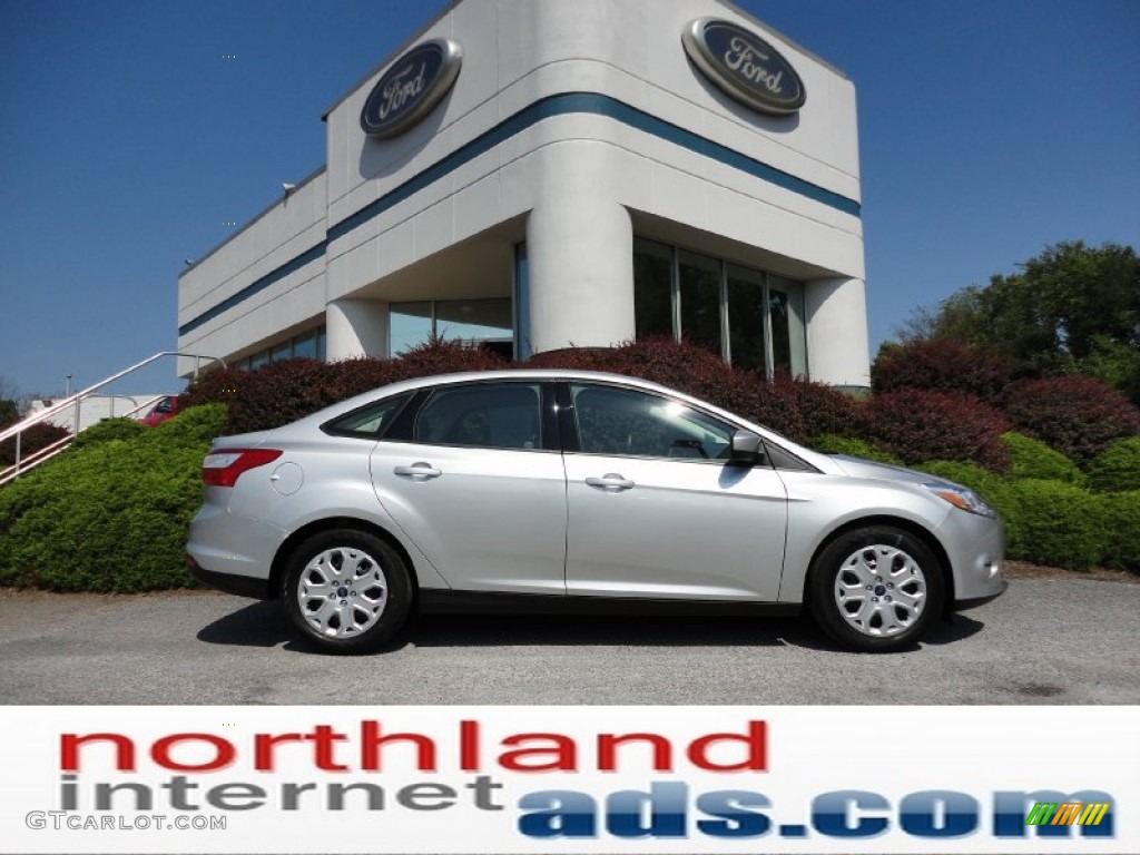 2012 Focus SE Sedan - Ingot Silver Metallic / Stone photo #1